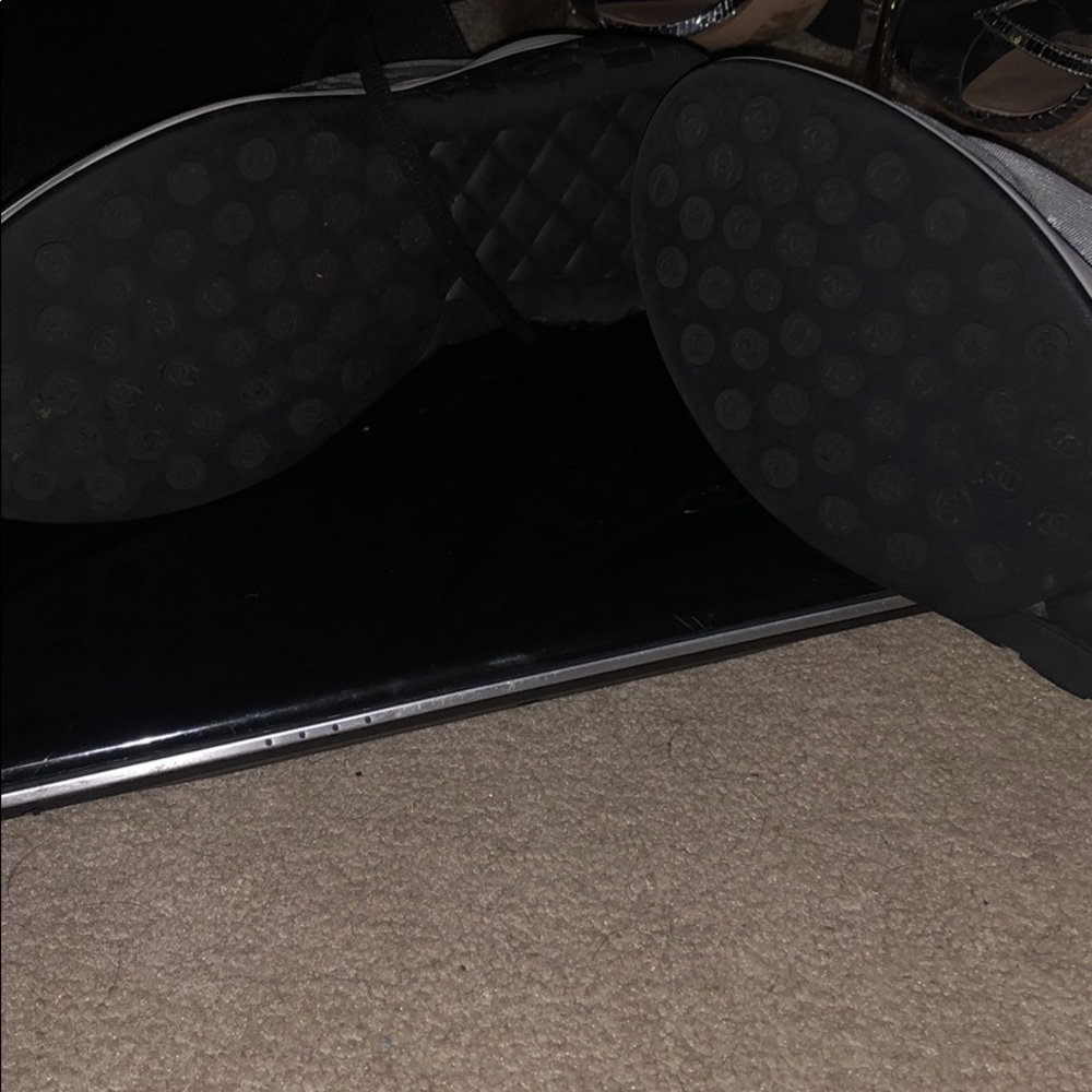 CHANEL WOMENS MESH SNEAKER - Picture 7 of 8